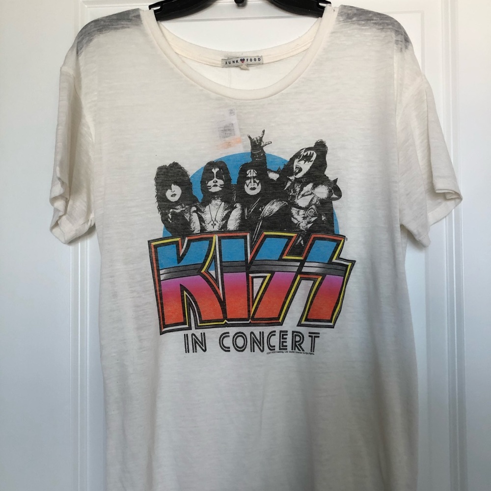 Kiss Junk Food Clothing burn out tee